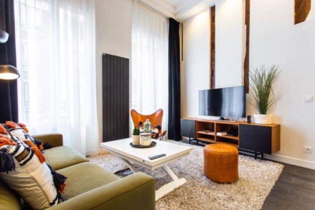 Cmg Grand Boulevards / Sentiers II Apartment Paris Bagian luar foto